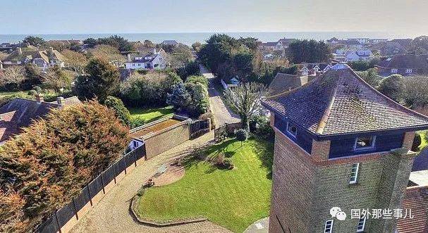 约合|男子价值1100万元海景房仅挂18元甩卖，他还倒贴134万