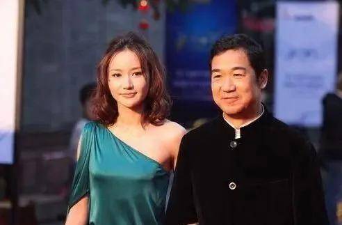 干女儿|她是张国立的干女儿，出演了7部剧没有走红，今专心做豪门贵妇