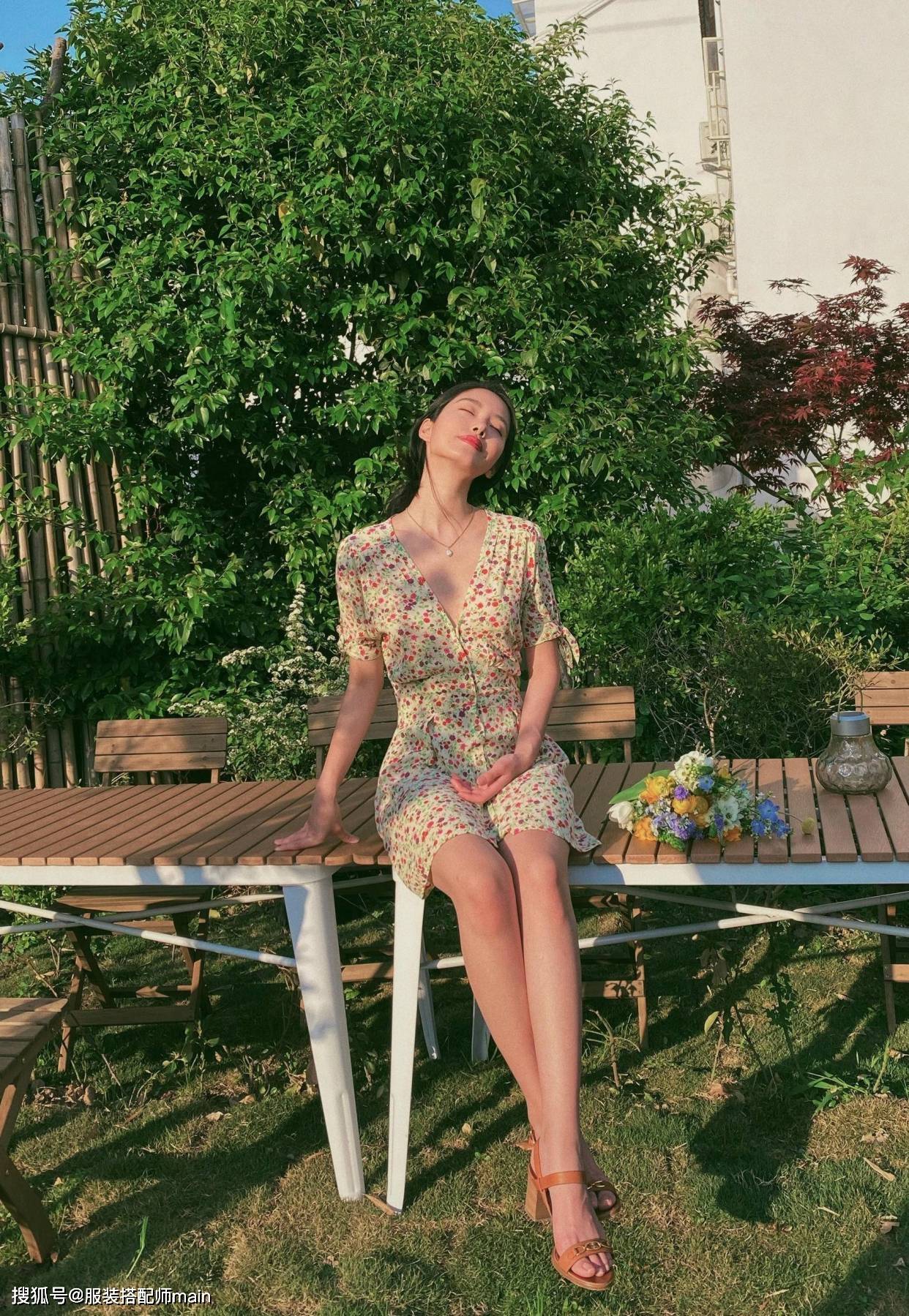 项链|为什么你的穿搭比不过杨采钰优雅，原来是少了配饰助阵