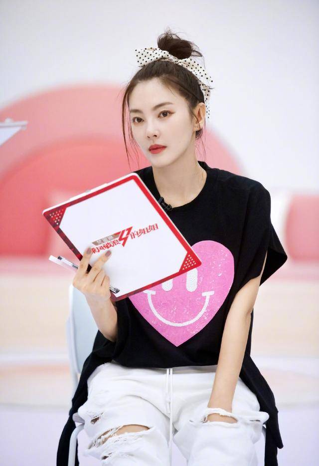 孟佳|原创孟佳王丽坤被淘汰，张含韵获第一，还不快来跟张雨绮学？