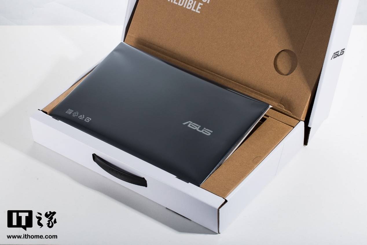 灵耀|当 8 核 R7 遇到高端模具，华硕灵耀 14 锐龙版笔记本体验