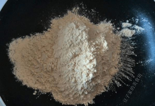 自己怎么做油茶面 3b60a6744f1146f6a95037f593efc656.png