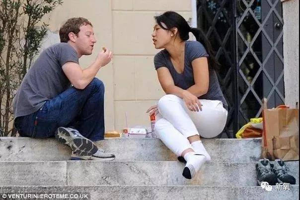 向太|向太邓文迪是亲姐妹吗？？身价百亿的豪门阔太们，竟然都长同一张脸...