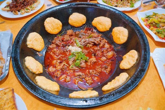 大口|人均70吃到豪爽东北菜大口肉大口酒就是咔咔整