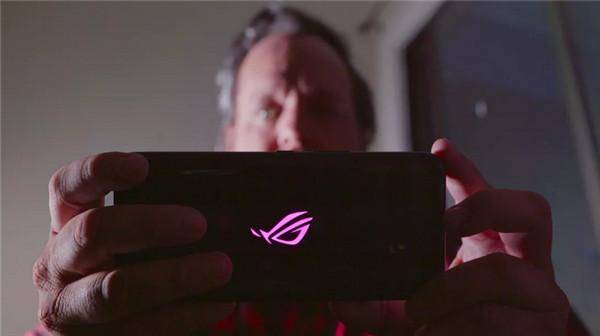 Phone|华硕ROG Phone 3全面评测：堪称有史以来最强大Android手机