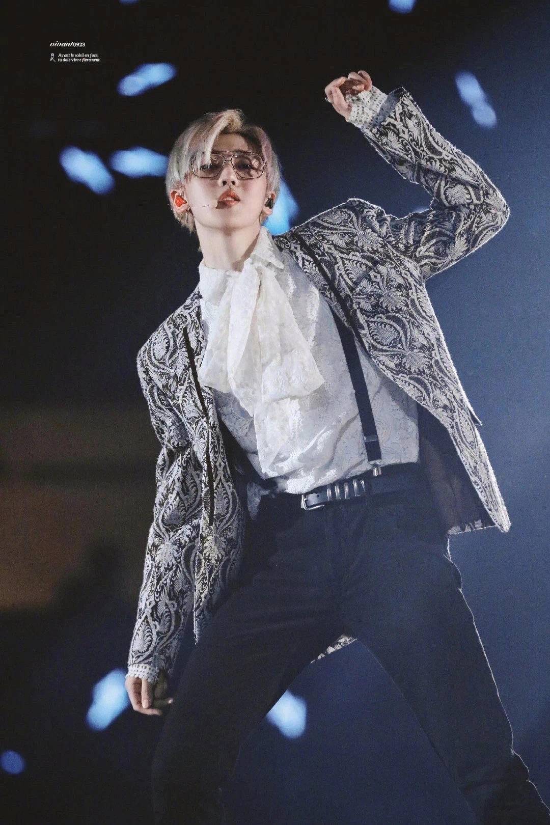 蔡徐坤|去性别化的蕾丝才是潮流！盘点小鲜肉们的蕾丝造型