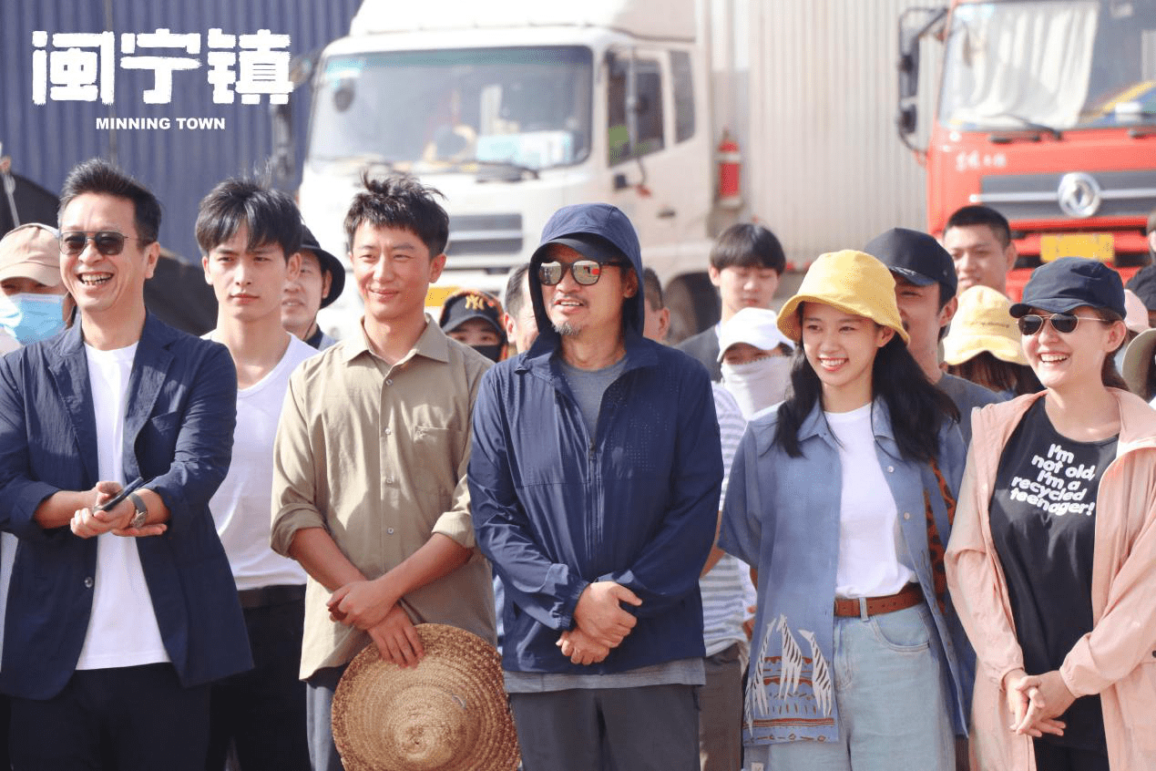 正午阳光新剧《闽宁镇》开机 主演黄尧备受观众期待