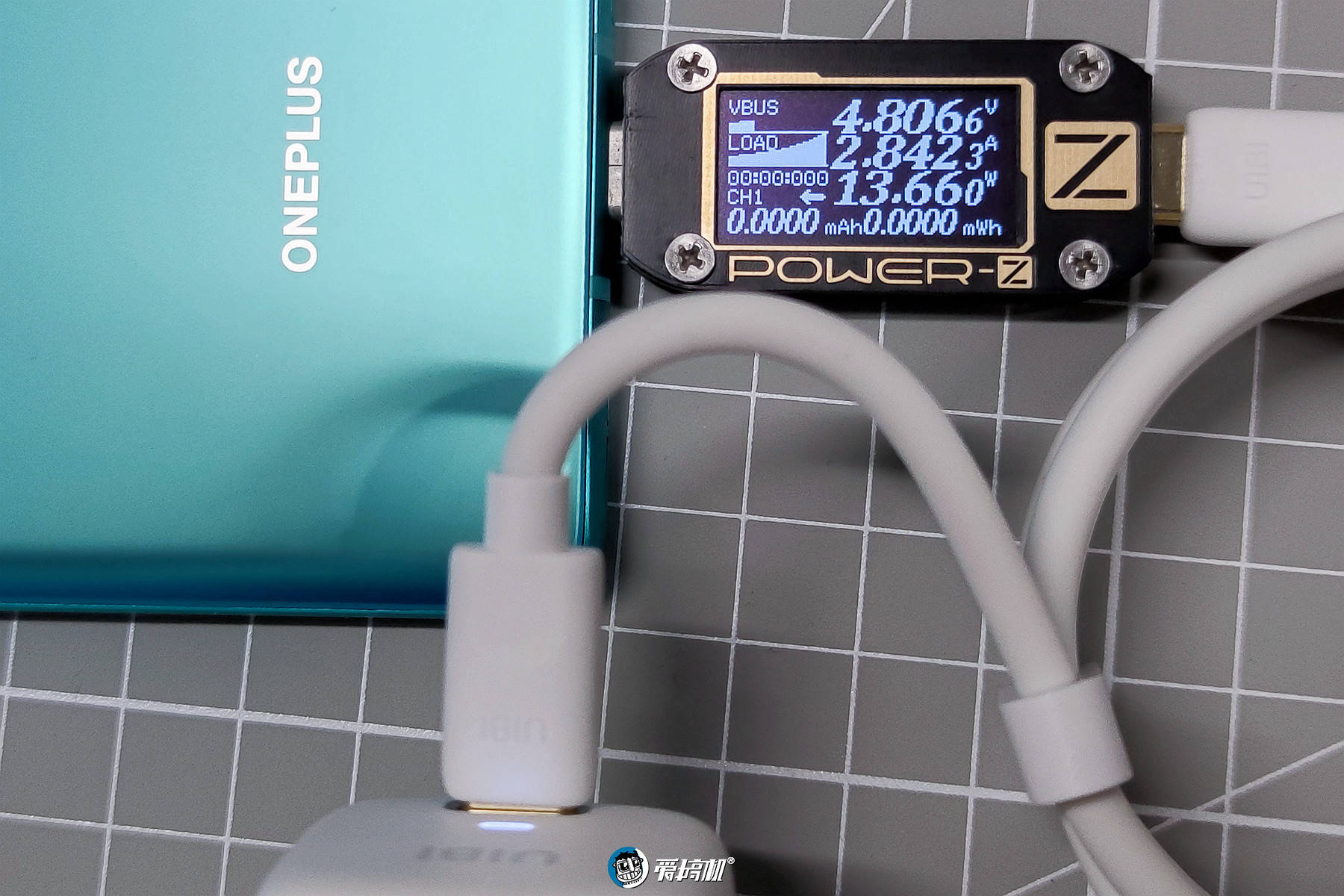 评测|轻奢便携 柚比18W PD迷你快充头评测