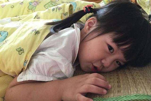 小赵|孩子身高生长缓慢，医生：至少损失3厘米家长强迫孩子午睡一年