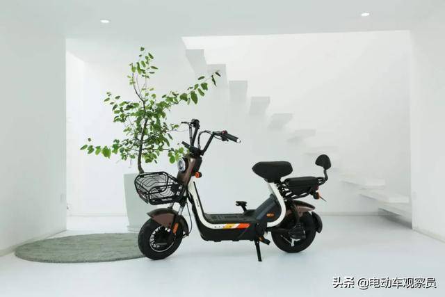 品牌|比德文与网红品牌WHITE NOISE创新合作的三大深意