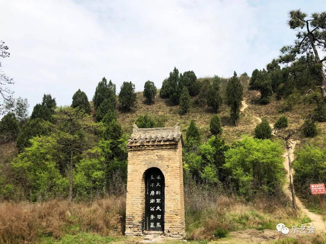 跃马起马马踏匈奴人熊搏斗润艺阁分享霍去病墓前石雕艺术上