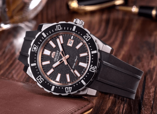 Ʒ����������,����˫ʨ�ֱ��������˹�Ŀ�࿴!