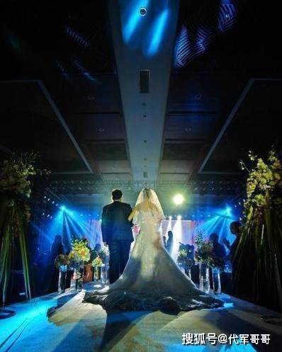 他演欧阳锋走红,出道25年零绯闻,如今49岁却选