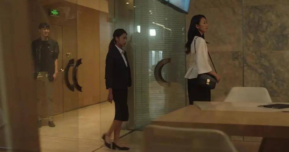 富婆|撕绿茶，教富婆，30岁“完美妻子”背后，到底有什么秘诀？