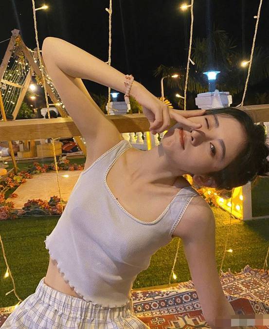 背心排行_内衣排行榜:欧林雅内衣是几线品牌(2)