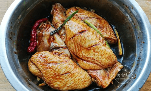 怎么腌鸡翅快速入味 882c8953b08c41cb81d0fede3d3cdf96.png
