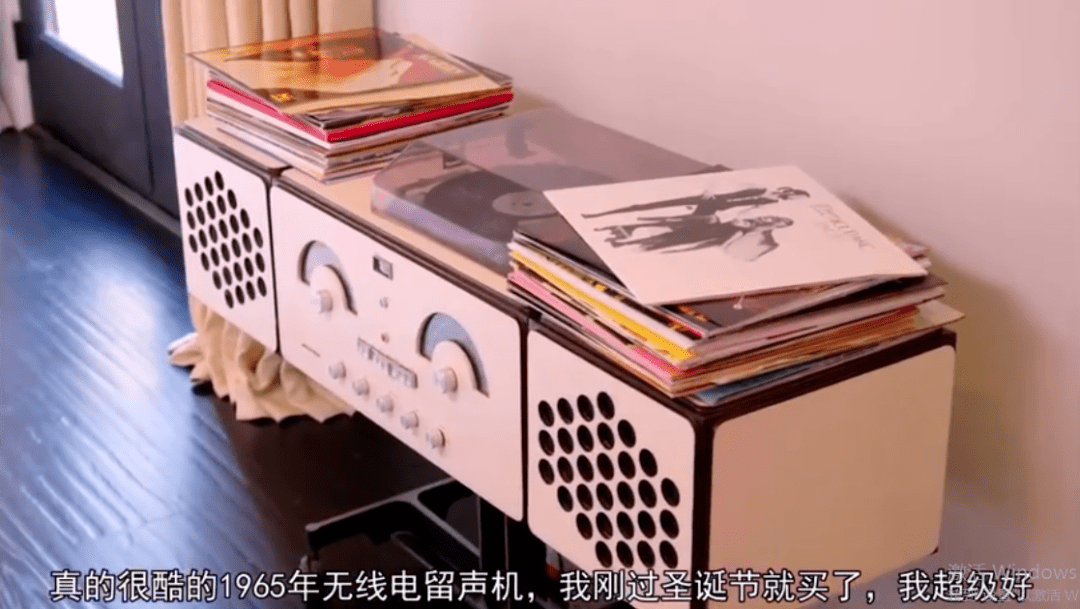 豪宅|连浴缸都是黄金的？肯豆最新曝光的上亿豪宅里，竟然惊现东北酸菜缸！