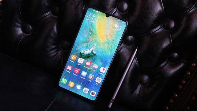 发布一年直降1600元，8GB+256GB，华为首款5G手机现