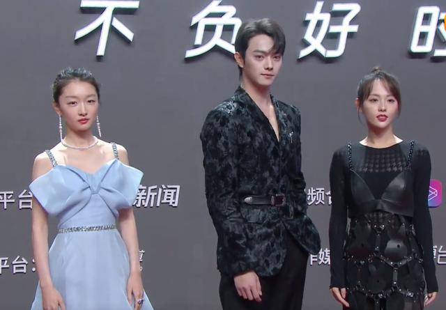 乔欣|星光红毯明星PS前后:baby乔欣基本无差别,曾舜晞PS前脸部肿胀