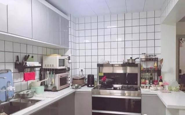 厨房石英石台面是全整的一块对吗 02ceb70da988429ebe8fe6be1645df03.jpeg