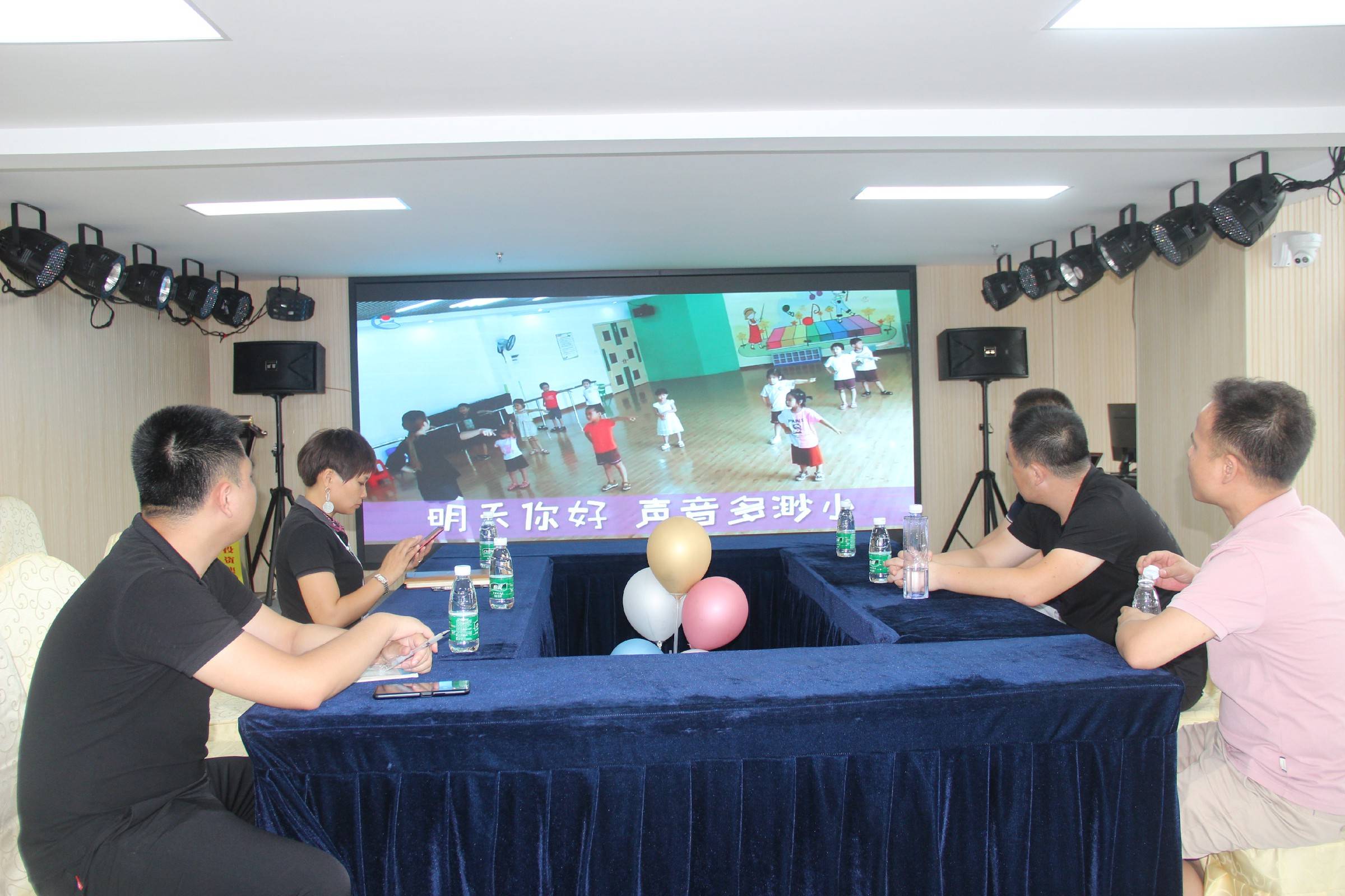 教育|热烈欢迎江西、湖南地区学校领导莅临理想教育集团考察交流