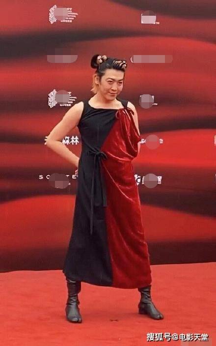 身材|姜思达迷惑大赏，造型大胆身材却跟不上，想穿裙子先减减肥吧！