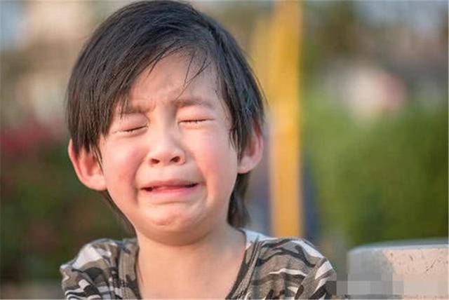 原创孩子爱发脾气、动不动就哭？并非玻璃心，而是这2个习惯没培养好