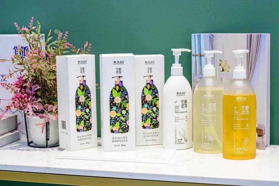 人间|叹头部SPA!拒做人间“油”物,解锁防秃养发小妙招!