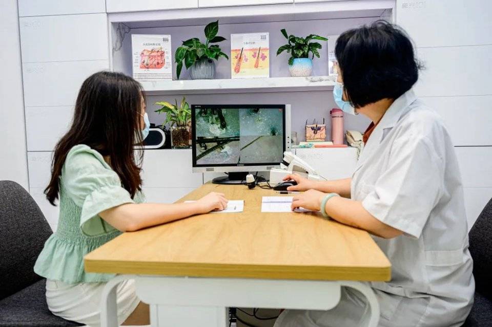 人间|叹头部SPA!拒做人间“油”物,解锁防秃养发小妙招!