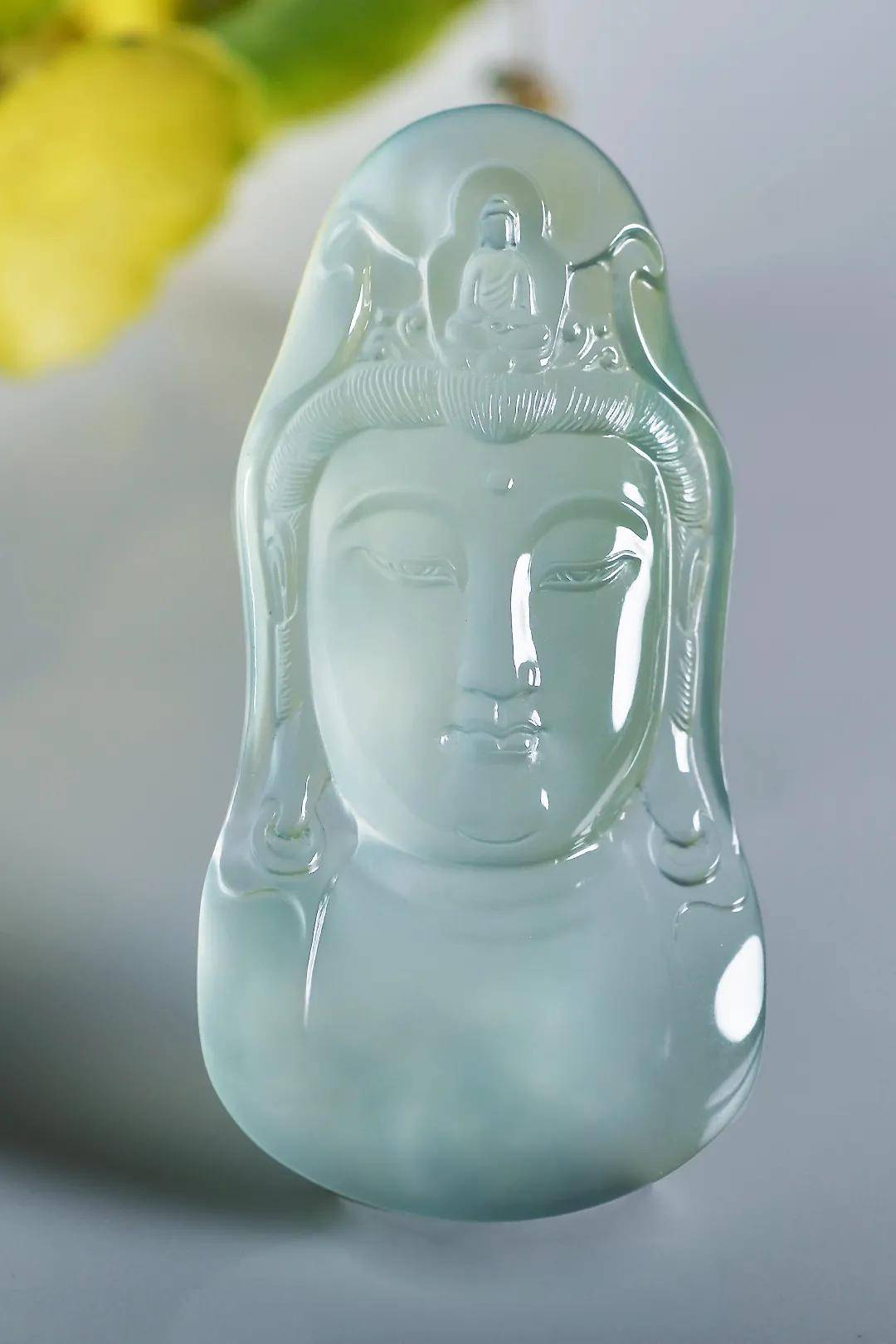 翡翠|裸石 or 镶嵌谁才是你的最爱？别着急，看完再下结论~