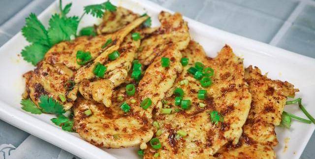 一片鸡胸肉的蛋白质含量 9da0845d8b054ebdb32626c755eb8d05.jpeg