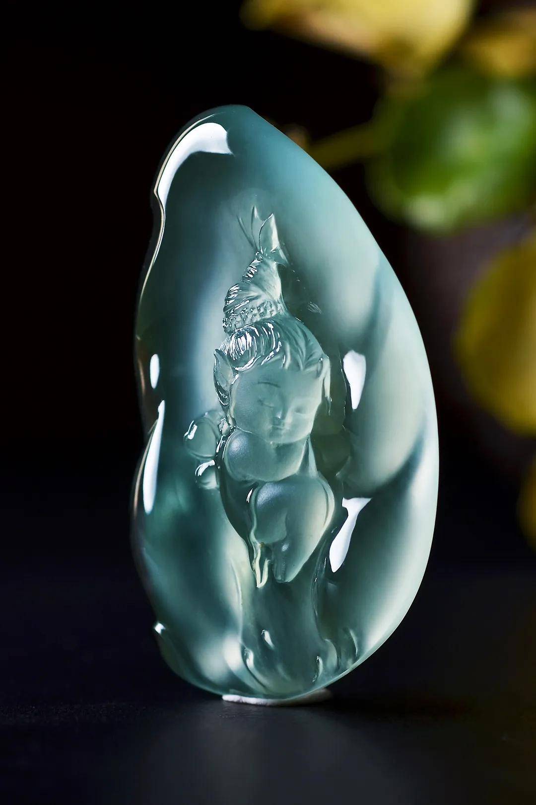 翡翠|裸石 or 镶嵌谁才是你的最爱？别着急，看完再下结论~