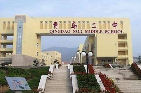 全国最好的大学校门 97c8c8e1b2154128905f5ae9eefcc751.jpeg