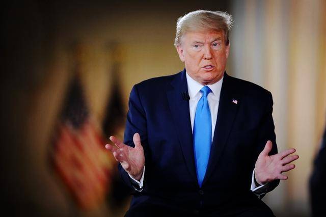 特朗普折腾一圈把自己玩进去了！大肆抨击邮寄