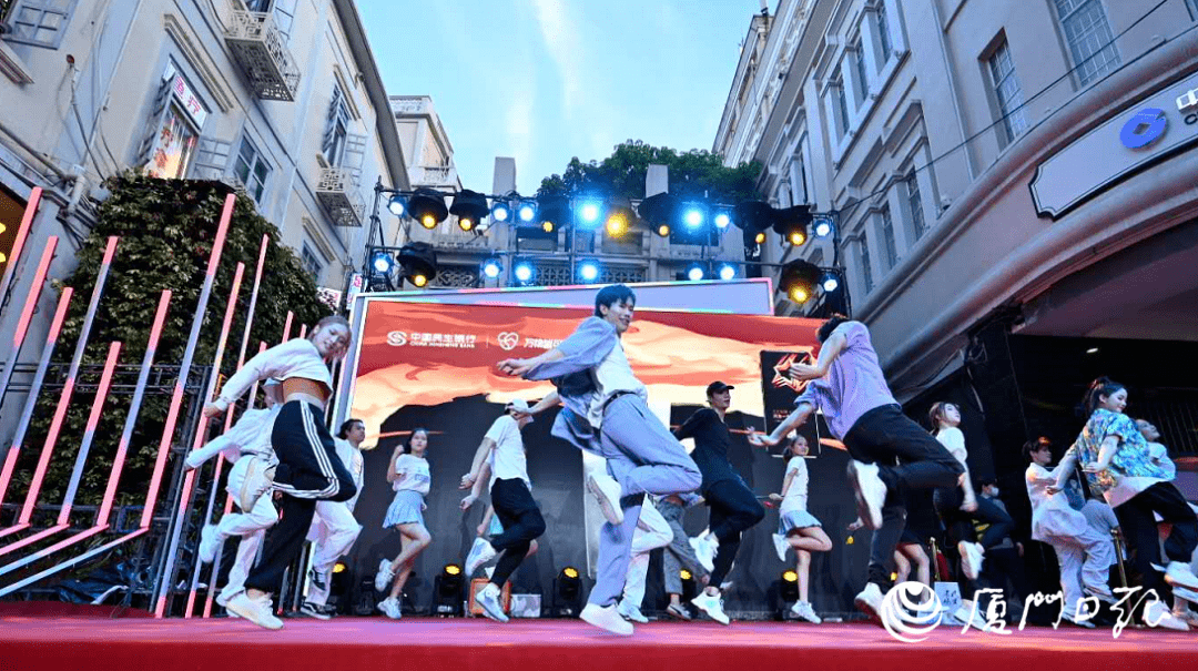 中山|夜太美！中山路，精彩开幕！好吃好玩好看，还有两天等你来！