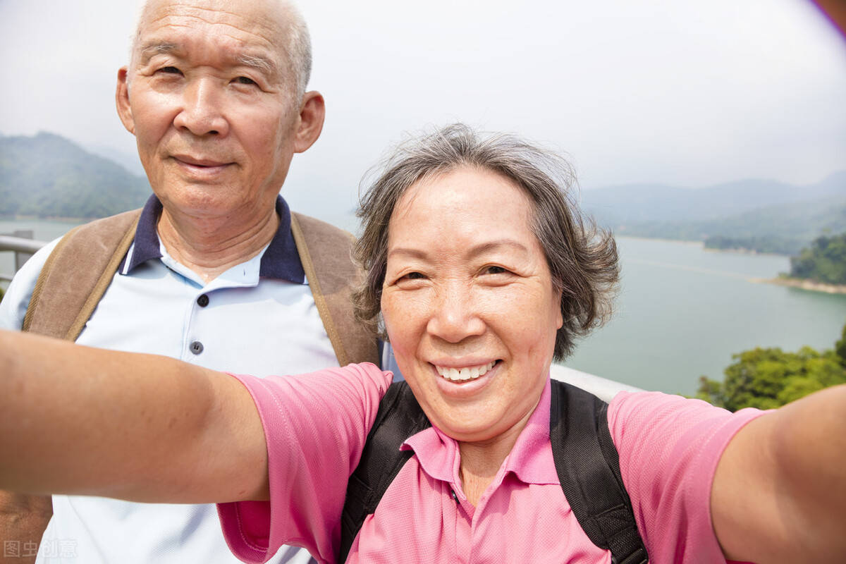 康养旅居养老产业的主要开发模式分析！康养、旅居、半岛体育养老的融合！(图11)