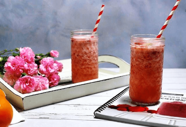 在家怎么自制冰沙 00175673b6f24e95b75a5636d47f6c4b.png