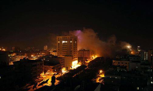 以色列战机再次发动猛攻 暴击叙军大批目标 俄打