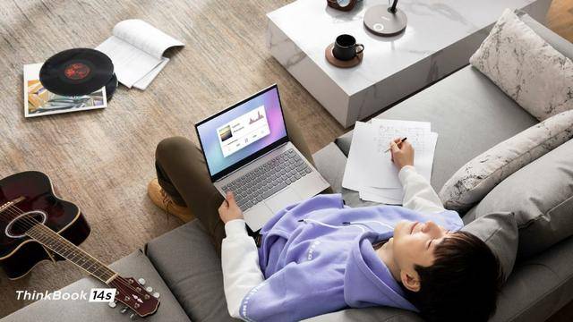 直播|东电脑数码行业直播日: ThinkBook 14s笔记本给年轻的你插上翅膀