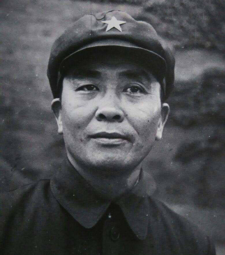 罗帅|都知道，政工元帅是罗荣桓，政工大将是谭政，那么政工上将又是谁