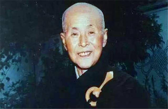 数年之后,在众人见证之下,开缸观看,大家惊讶的发现仁义师太的肉身
