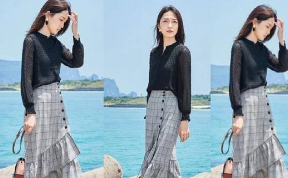 四十女人怎么穿显年轻 0b42d542cbfc4c78b4e94974a5c91983.jpeg