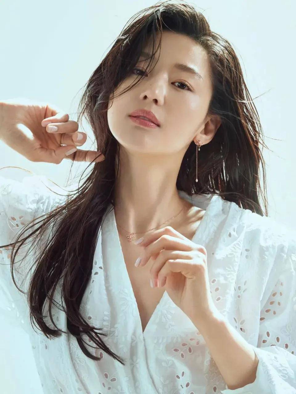 珍珠|宋慧乔、全智贤、孔孝真，韩国女神都有什么扮靓小心机？