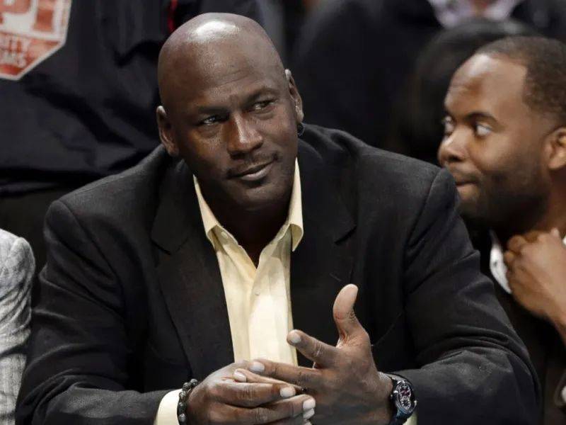 老爷子|乔老爷子也是时间管理带师？盘一盘他的腕表收藏！