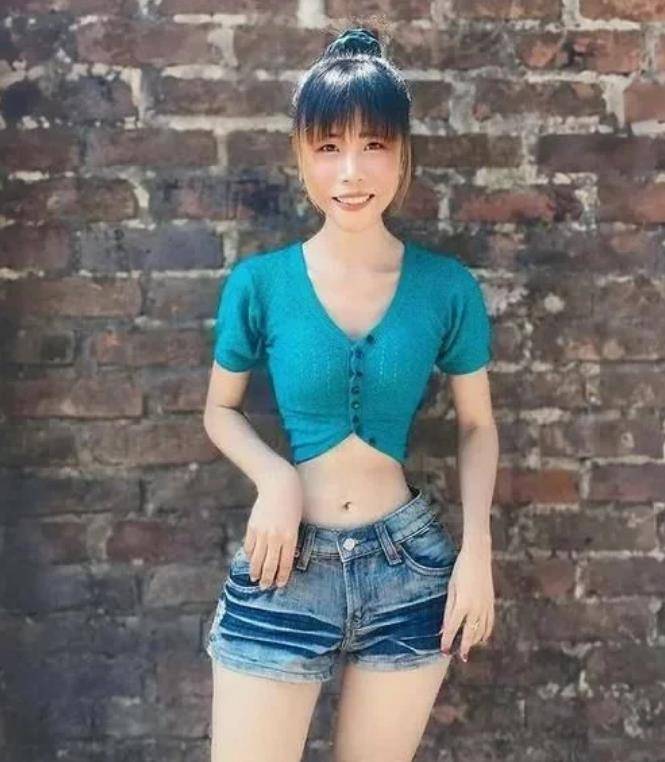 罗米妮|全球腰最细的四个人 缅甸植物学专业女大学生夺魁 还有人专门去她家看望她