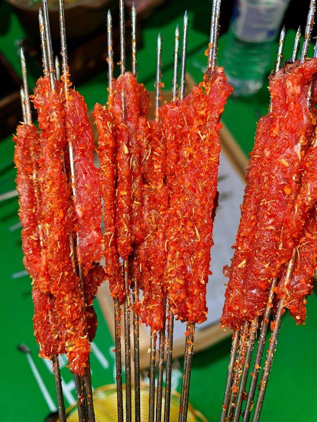 烧烤|去晚了没地方，吊炉大公鸡贼哇塞长春红旗街新开家德惠口味烧烤