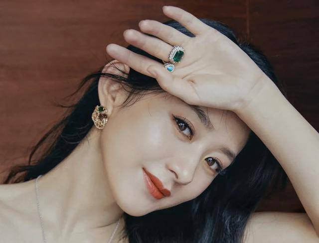 女明星|女明星“眼下增肥”是什么操作？