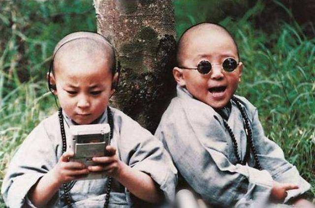 被亲爹吸血多年,还被嘲“长残”,如今的释小龙终于活出自我?