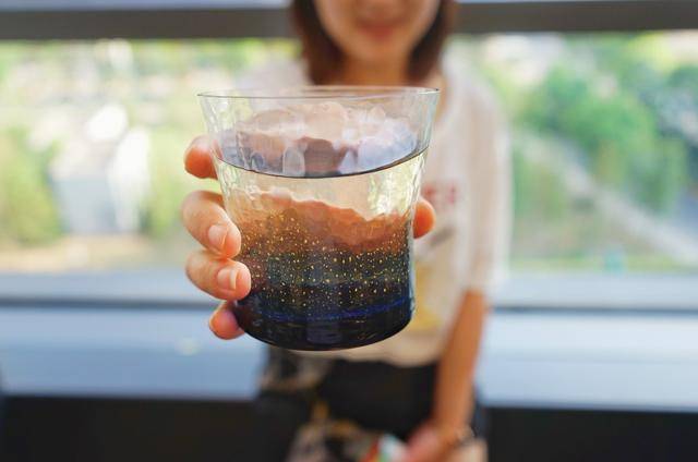 减肥|轻松一月瘦5斤蔡依林、杨紫、刘涛都在用的“喝水减肥法”