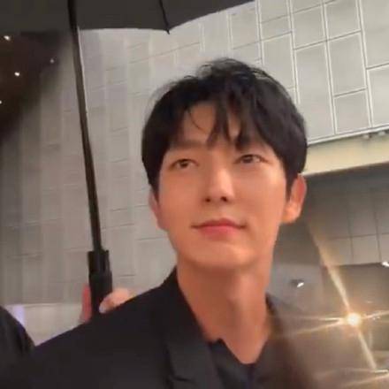 睫毛|童年男神李准基年近40颜值依旧？快来追男神新剧！